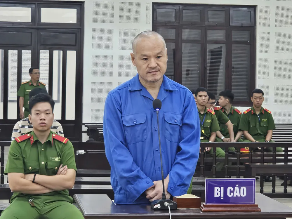 Dong Tong Bin khai nhận hành vi của mình tại toà. Ảnh: MT đến casino đánh bạc rồi ăn trộm