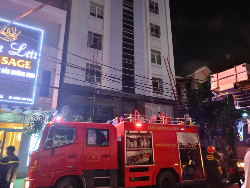 nhiều người mắc kẹt