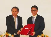 Bầu Đức bán thêm công ty bò, cao su cho tỉ phú ô tô ảnh 1 Tỉ phú Trần Bá Dương tham gia điều hành công ty của bầu Đức?