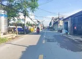 Bình Chánh xây dựng cả 2 đề án lên quận và thành phố ảnh 1 Người dân Bình Chánh vui mừng đón con đường mới