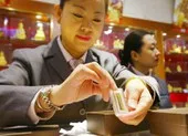 Giá vàng đang gây thua lỗ 4 triệu đồng cho nhà đầu tư ảnh 1 Giá vàng đang rớt mạnh, dự báo chỉ còn 45,9 triệu đồng