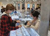 Vì sao Ngày vía Thần tài năm nay sẽ phải mua vàng với giá 63 triệu đồng? ảnh 1 Giá vàng tăng cao, một đại gia bán ra hơn 80.000 lượng