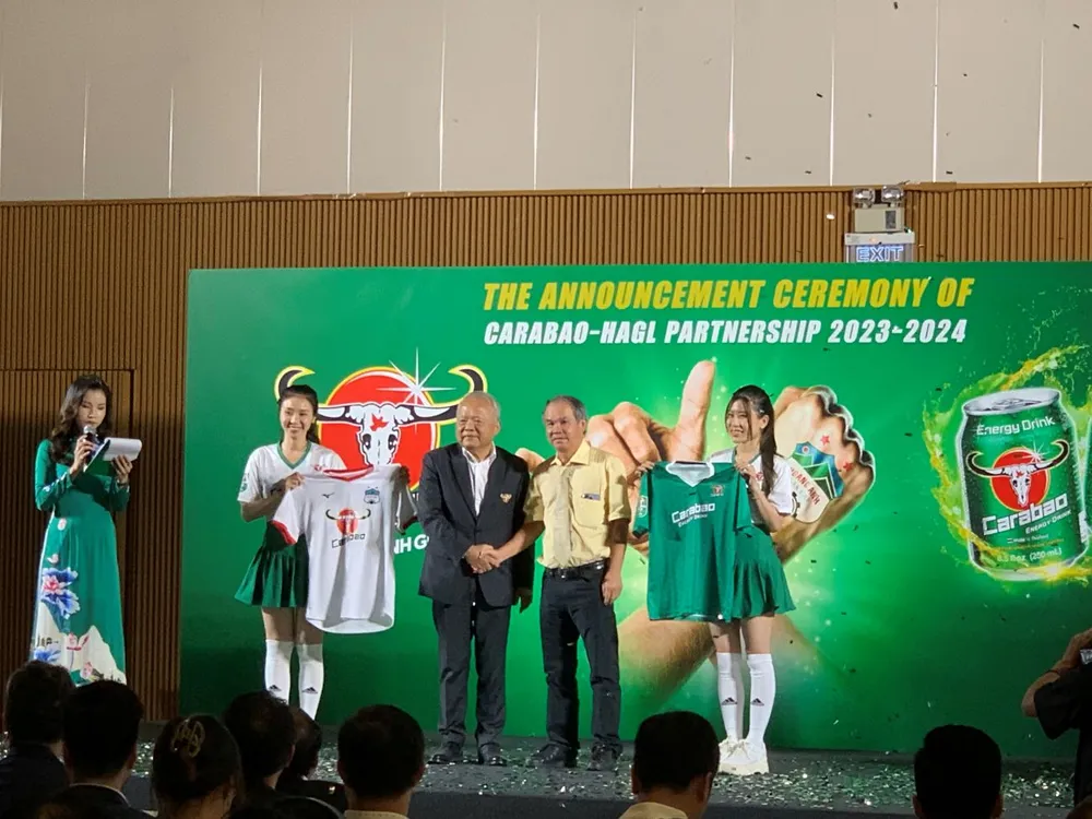 Hoàng Anh Gia Lai và Tập đoàn Carabao (Thái Lan) hợp tác phát triển bóng đá lẫn kinh doanh. Ảnh: Phương Minh Hoàng Anh Gia Lai và Tập đoàn Carabao (Thái Lan) hợp tác phát triển bóng đá lẫn kinh doanh. Ảnh: Phương Minh