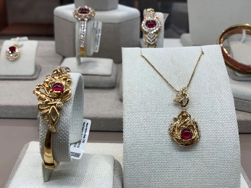 Hành vi đầu cơ của một số nhà đầu tư lớn có thể gây ra tác động tiêu cực đến giá vàng. Ảnh: PHƯƠNG MINH hinh 5 2 5.jpg