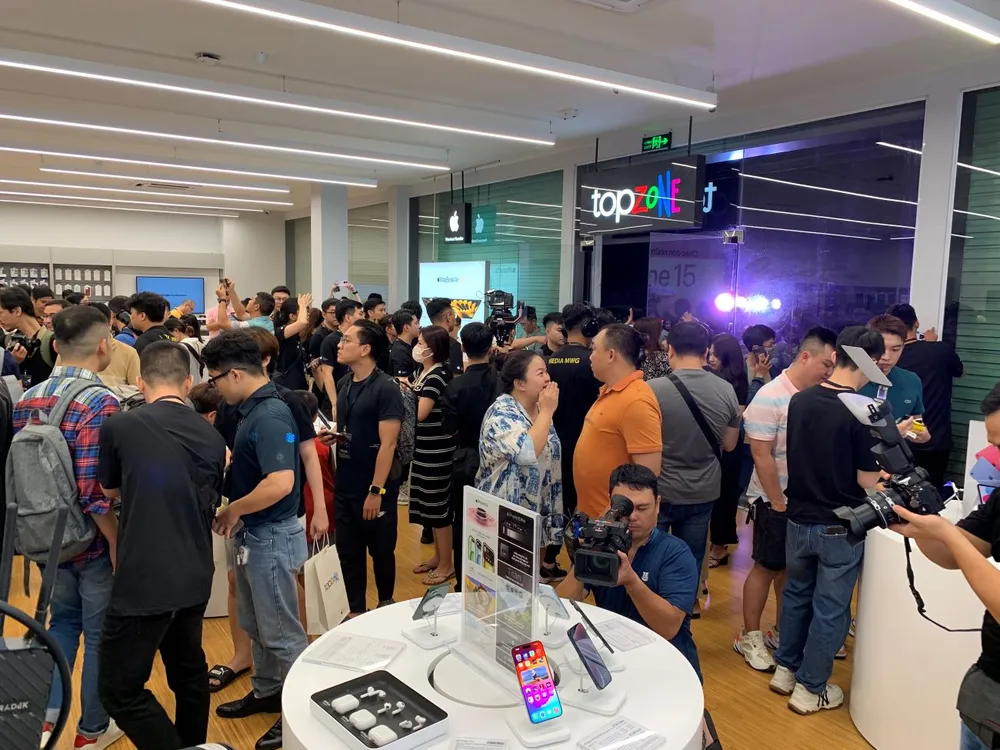 người tiêu dùng.jpg