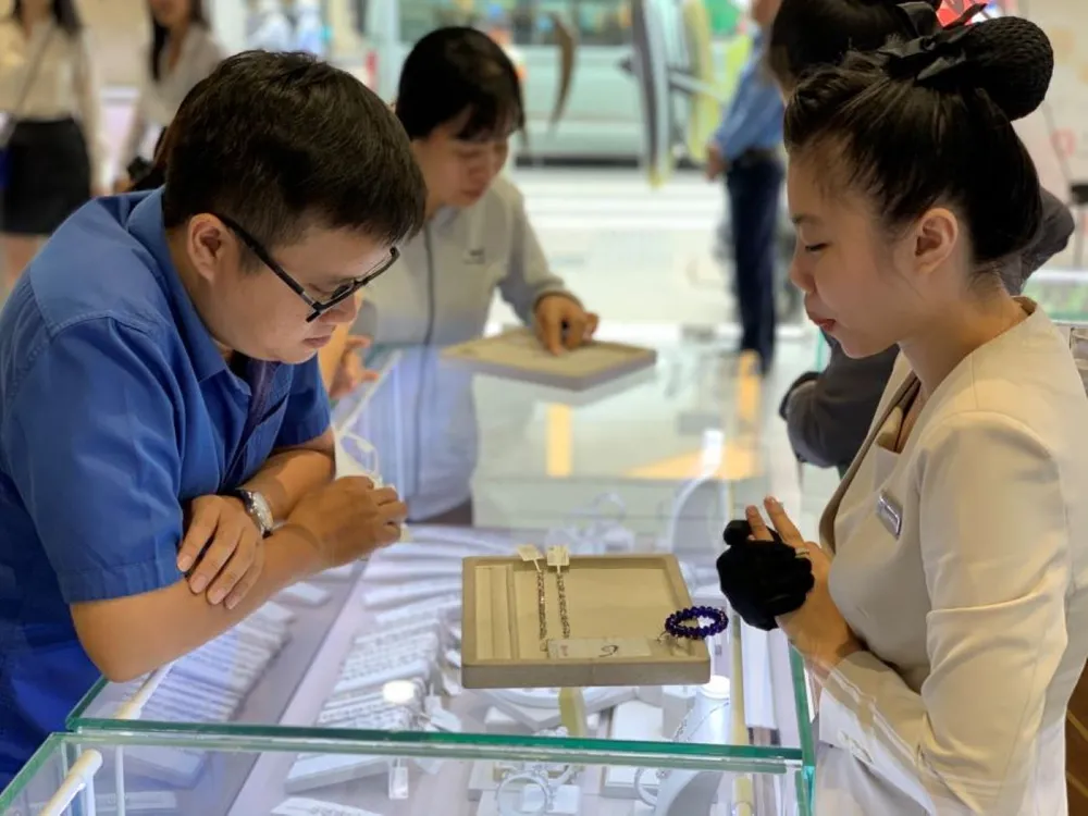 PNJ, một ông lớn bán trang sức đã có doanh thu gần 27.000 tỉ đồng trong 8 tháng năm 2024. Ảnh: PHƯƠNG MINH ông lớn bán trang sức.jpg