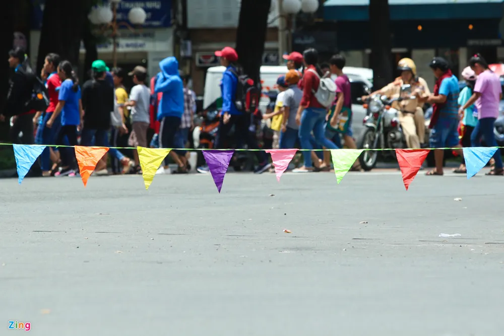 Nha tho Duc Ba o Sai Gon bat dau dot trung tu keo dai 2 nam hinh anh 5