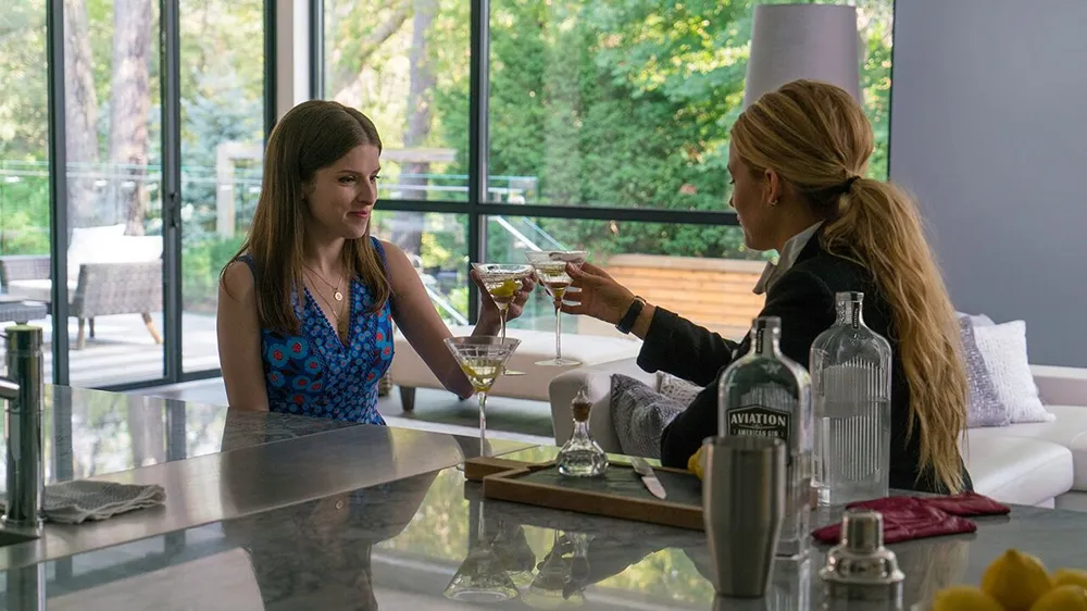 'A Simple Favor': Mỹ nhân Blake Lively mất tích đầy bí ẩn ảnh 3