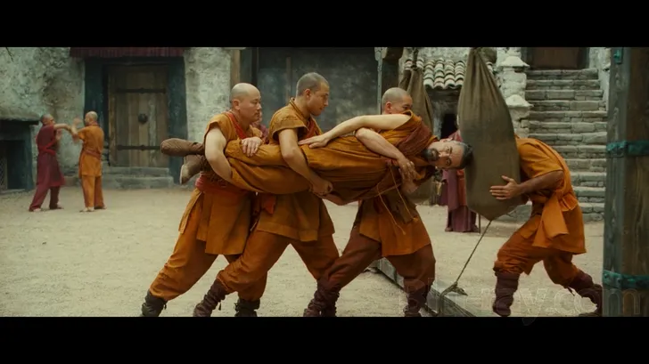 Nhìn lại phân cảnh thú vị trong phần trước của Johnny English ảnh 1