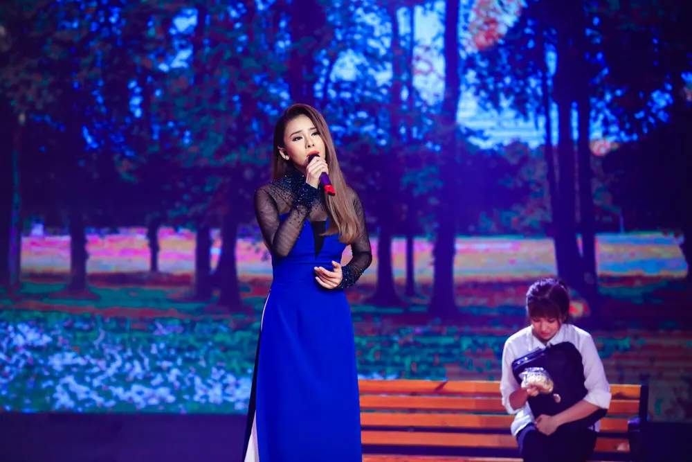 Giọng ca vàng nhạc bolero từng là vận động viên bóng chuyền ảnh 4