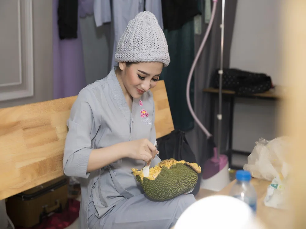 Tố My xuống tóc biến Lan và Điệp thành Độ ta không độ nàng ảnh 2