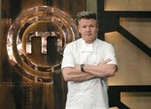 Gordon Ramsay trở thành ông bố hài hước bên con gái