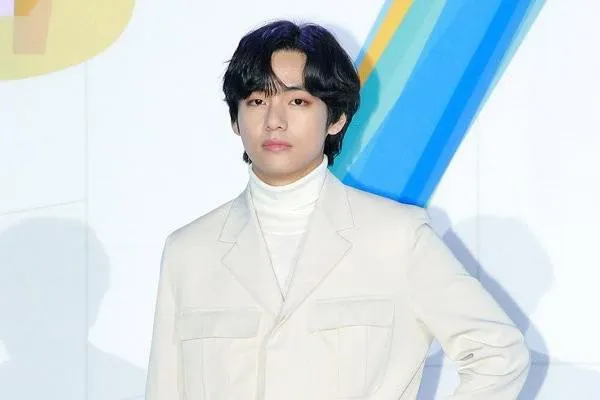 V (BTS) phá kỷ lục PSY nhờ Sweet night ảnh 2