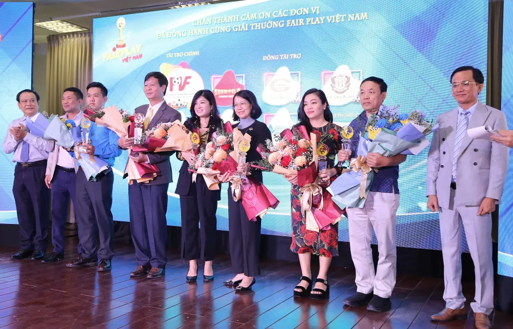 Nguyễn Nhớ đăng quang Fair Play 2020 ảnh 14