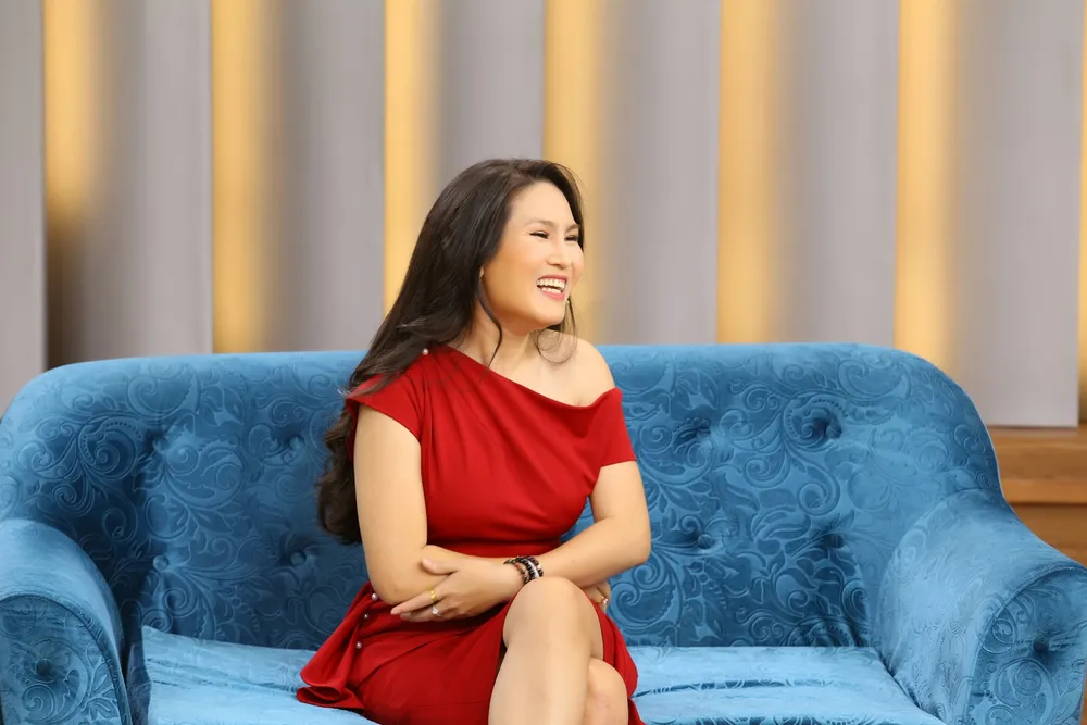 Bất ngờ khi Tiểu Phương đăng Facebook gọi chồng về nhà ảnh 1 Bất ngờ khi Tiểu Phương đăng Facebook gọi chồng về nhà ảnh 1