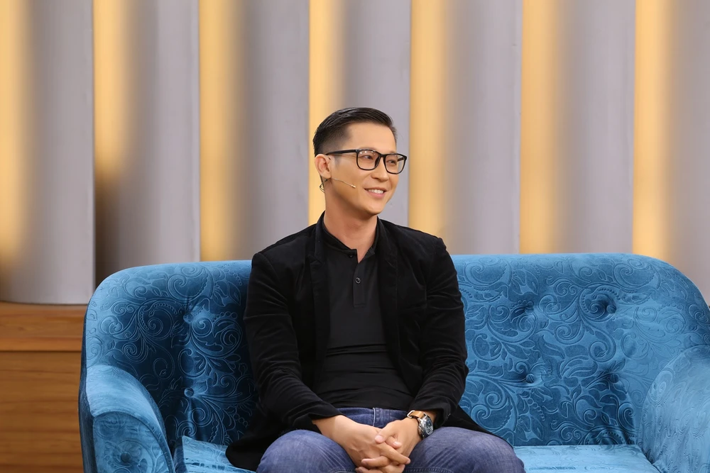 Ca sĩ Hồng Mơ chia sẻ lí do lấy chồng dù tôn thờ độc thân ảnh 2