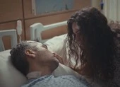 Sirin gây phẫn nộ khi cố gắng giết cháu trai Doruk trong phim Trái tim phụ nữ ảnh 6 Sau Hatice, khán giả tiếp tục bàng hoàng với sự ra đi của Sarp