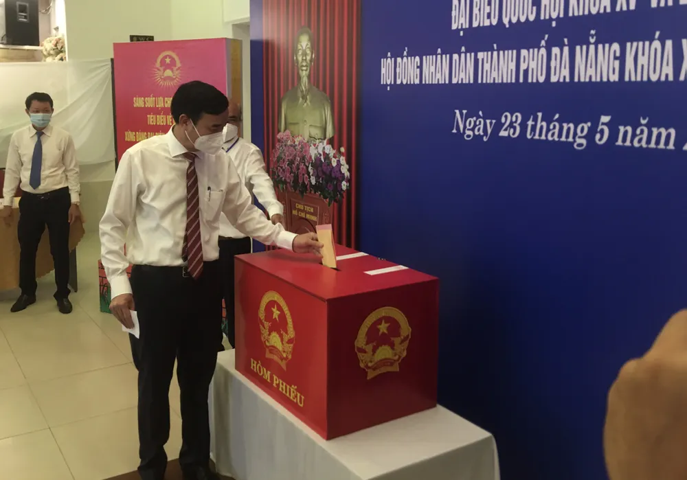 Hơn 69 triệu cử tri cả nước đi bầu cử ảnh 56