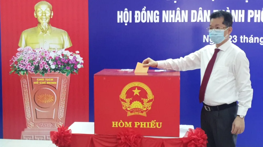 Hơn 69 triệu cử tri cả nước đi bầu cử ảnh 55