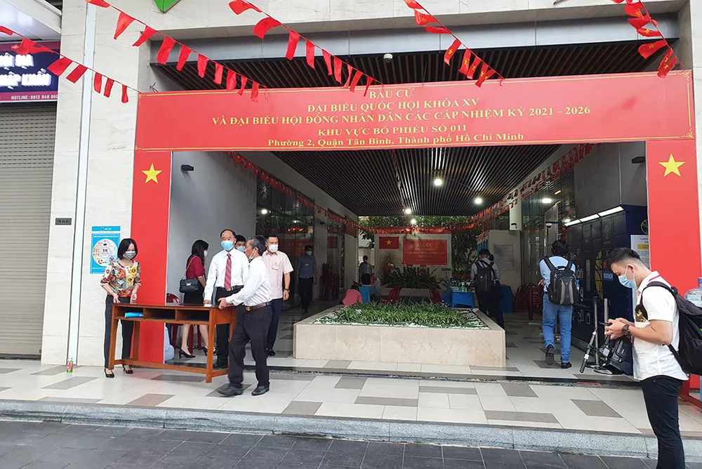 Hơn 69 triệu cử tri cả nước đi bầu cử ảnh 80