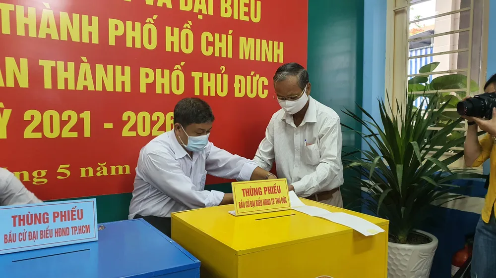 Hơn 69 triệu cử tri cả nước đi bầu cử ảnh 62