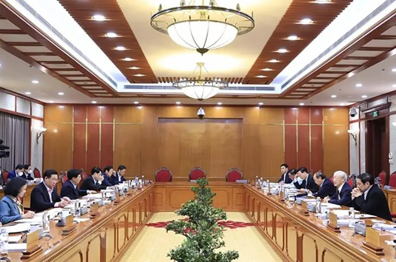 Tổng Bí thư Nguyễn Phú Trọng chủ trì họp Bộ Chính trị. Ảnh: TTXVN