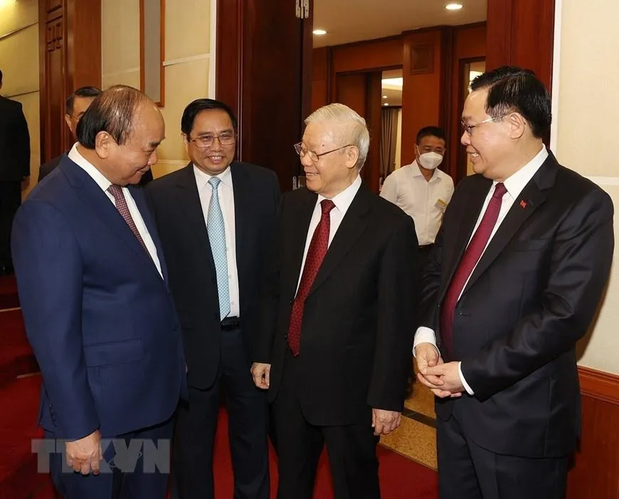 Tổng Bí thư Nguyễn Phú Trọng, Chủ tịch nước Nguyễn Xuân Phúc, Thủ tướng Phạm Minh Chính và Chủ tịch Quốc hội Vương Đình Huệ tham dự hội nghị. Ảnh: TTXVN Tổng Bí thư Nguyễn Phú Trọng, Chủ tịch nước Nguyễn Xuân Phúc, Thủ tướng Phạm Minh Chính và Chủ tịch Quốc hội Vương Đình Huệ tham dự hội nghị. Ảnh: TTXVN