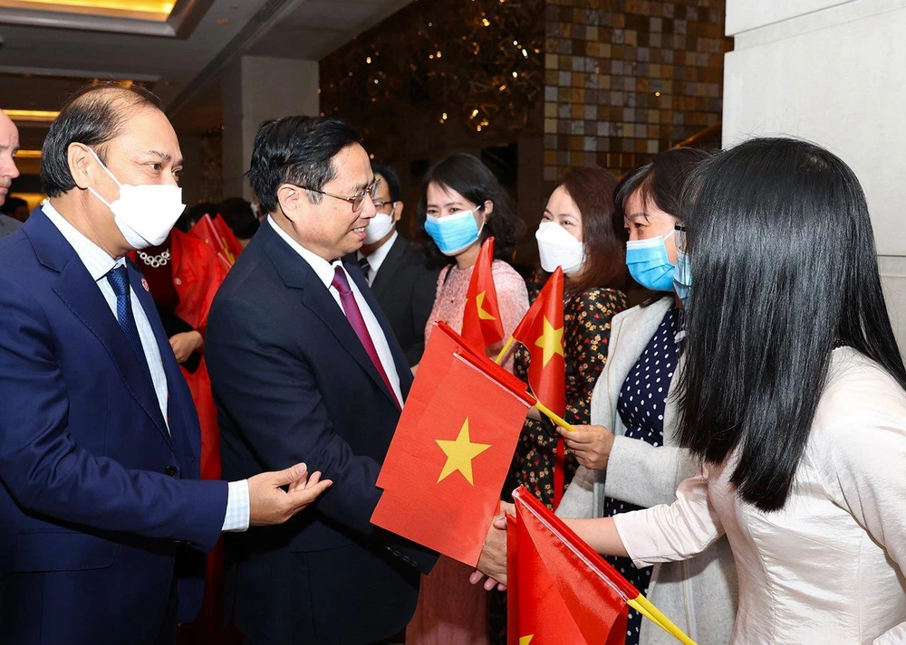 Đại diện cộng đồng người Việt Nam tại Hoa Kỳ tin tưởng chuyến thăm sẽ đạt nhiều kết quả tốt đẹp, góp phần thúc đẩy quan hệ ASEAN-Hoa Kỳ, quan hệ Việt Nam-Hoa Kỳ và quan hệ Việt Nam-Liên Hợp Quốc ngày càng phát triển. Ảnh: VGP