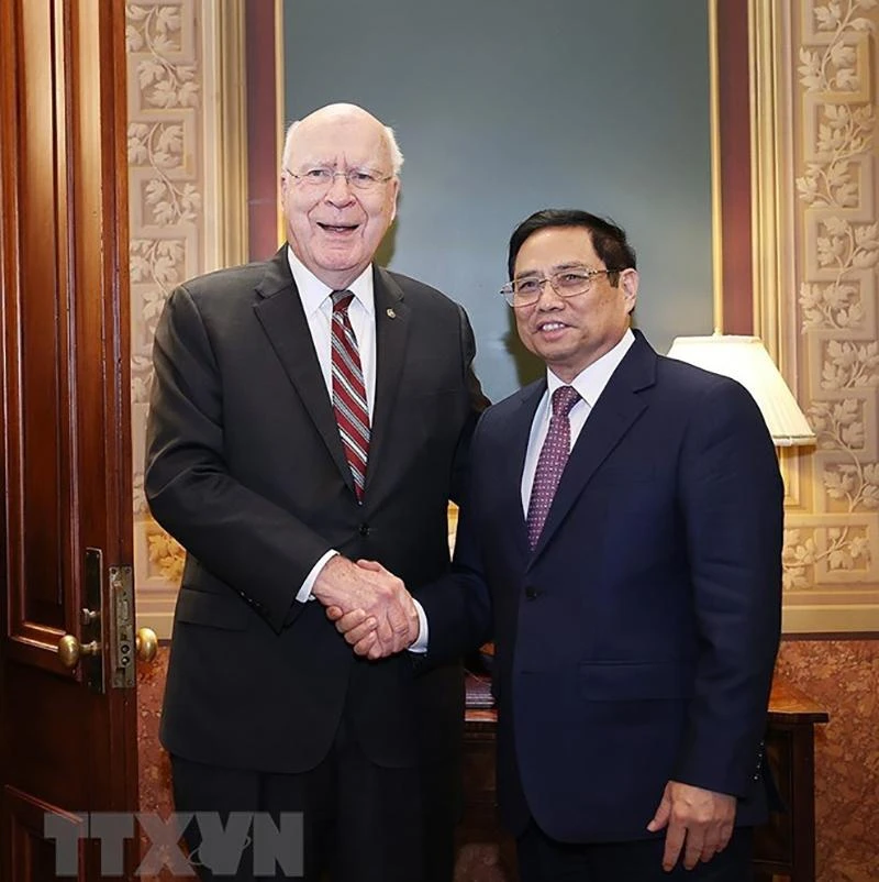 Thủ tướng Phạm Minh Chính gặp Thượng Nghị sỹ Patrick Leahy và một số Nghị sỹ Hoa Kỳ. Ảnh: TTXVN