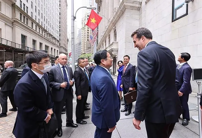 Thủ tướng Phạm Minh Chính thăm Sở giao dịch Chứng khoán New York. Ảnh: TTXVN Thủ tướng Phạm Minh Chính thăm Sở giao dịch Chứng khoán New York. Ảnh: TTXVN