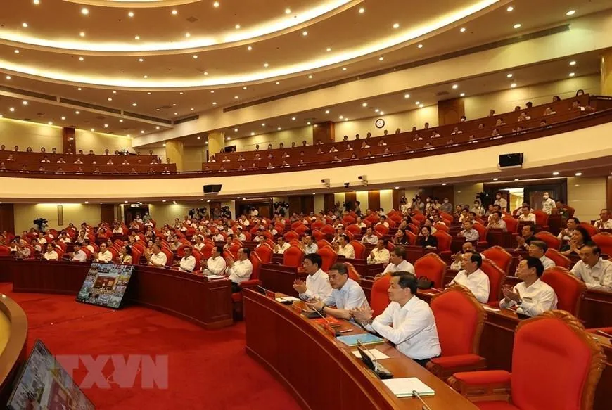 Các lãnh đạo Đảng, Nhà nước và các đại biểu dự hội nghị. Ảnh: TTXVN