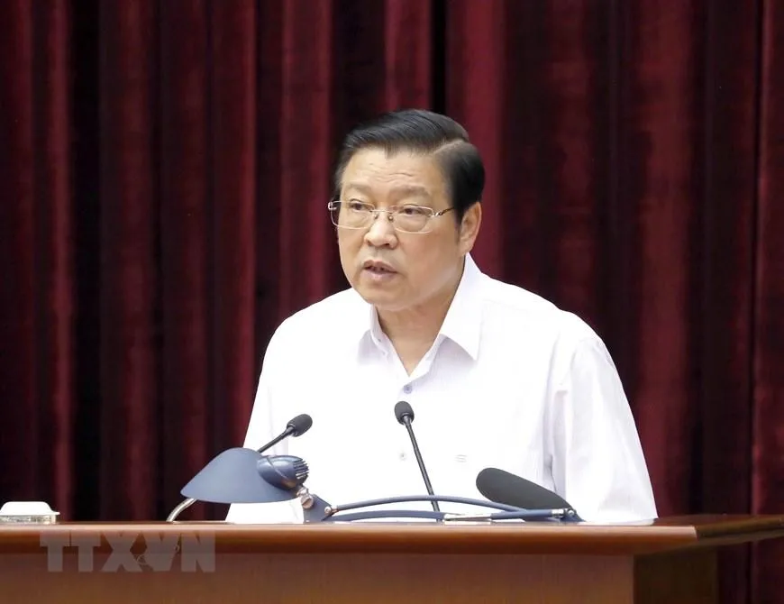 Ông Phan Đình Trạc, Uỷ viên Bộ Chính trị, Bí thư Trung ương Đảng, Trưởng Ban Nội chính Trung ương, Phó Trưởng Ban Thường trực Ban Chỉ đạo Trung ương về phòng, chống tham nhũng, tiêu cực trình bày báo cáo tại hội nghị. Ảnh: TTXVN