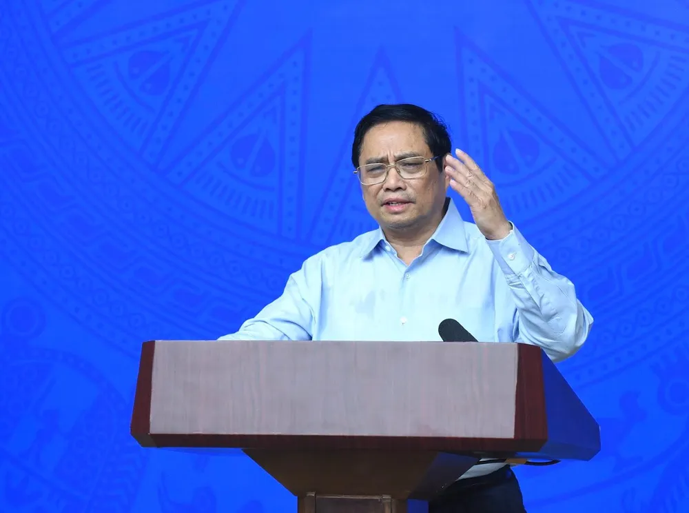 Thủ tướng yêu cầu “phòng bệnh từ sớm, từ xa, ngay từ cơ sở”, tập trung đẩy nhanh tiến độ tiêm vaccine phòng COVID-19. Ảnh: VGP Thủ tướng yêu cầu “phòng bệnh từ sớm, từ xa, ngay từ cơ sở”, tập trung đẩy nhanh tiến độ tiêm vaccine phòng COVID-19. Ảnh: VGP