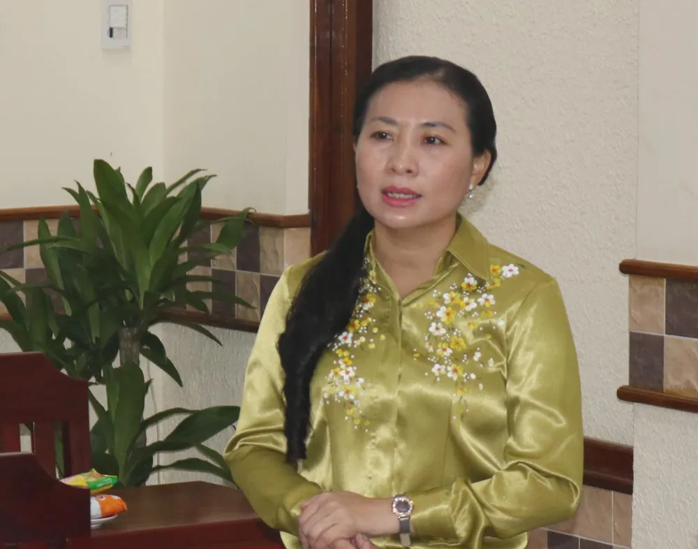 Bà Phan Kiều Thanh Hương, Phó Chủ tịch Ủy ban MTTQ Việt Nam TP.HCM, phát biểu tại buổi giám sát. Ảnh: THÚY NHI Bà Phan Kiều Thanh Hương, Phó Chủ tịch Ủy ban MTTQ Việt Nam TP.HCM, phát biểu tại buổi giám sát. Ảnh: THÚY NHI