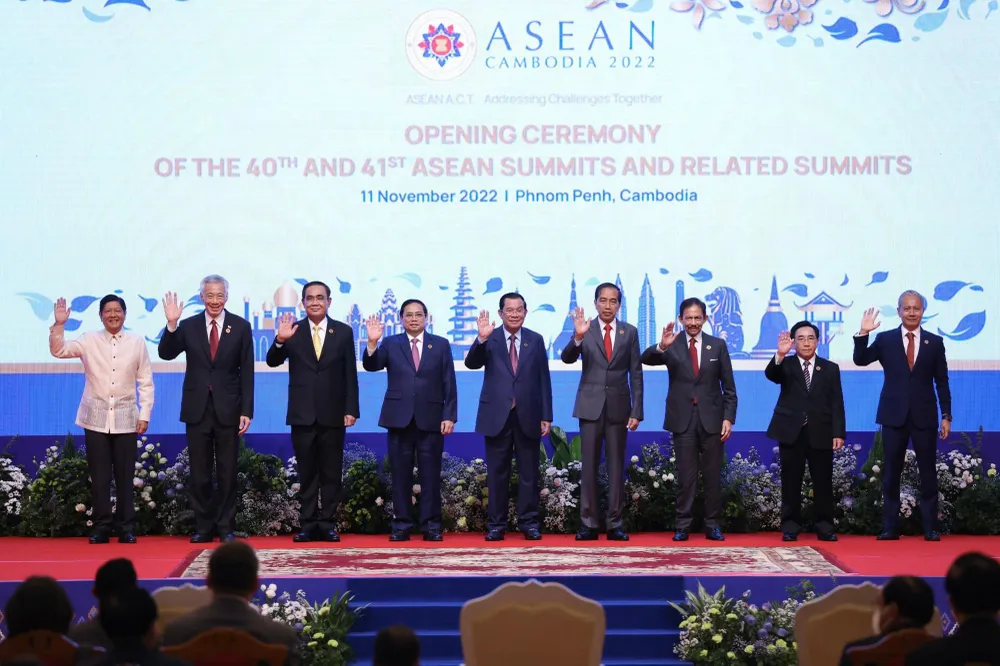 Lãnh đạo các nước ASEAN chụp ảnh lưu niệm tại Hội nghị Hội nghị Cấp cao ASEAN