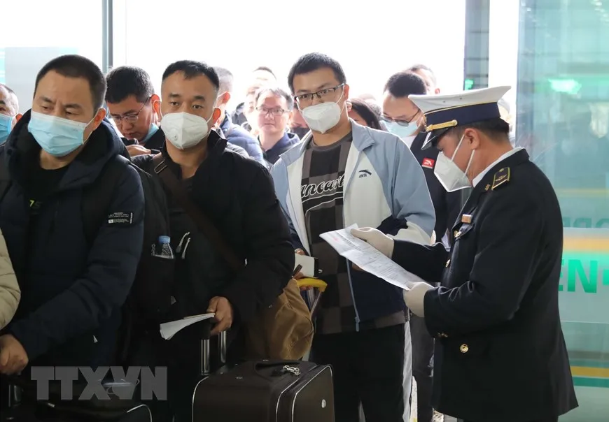 Thủ tướng giao các địa phương tăng cường kiểm tra dịch bệnh tại các cửa khẩu trong dịp Tết Nguyên đán và mùa lễ hội 2023. Ảnh: TTXVN Thủ tướng giao các địa phương tăng cường kiểm tra dịch bệnh tại các cửa khẩu trong dịp Tết Nguyên đán và mùa lễ hội 2023. Ảnh: TTXVN