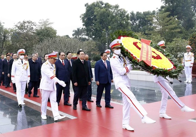 Lãnh đạo Đảng, Nhà nước vào Lăng viếng Bác dịp Tết Nguyên đán ảnh 10