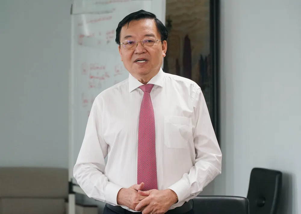 Phó Trưởng Ban Tuyên giáo Thành ủy TP.HCM Lê Hồng Sơn phát biểu tại buổi thăm, chúc Tết. Ảnh: QUỐC VŨ Phó Trưởng Ban Tuyên giáo Thành ủy TP.HCM Lê Hồng Sơn phát biểu tại buổi thăm, chúc Tết. Ảnh: QUỐC VŨ