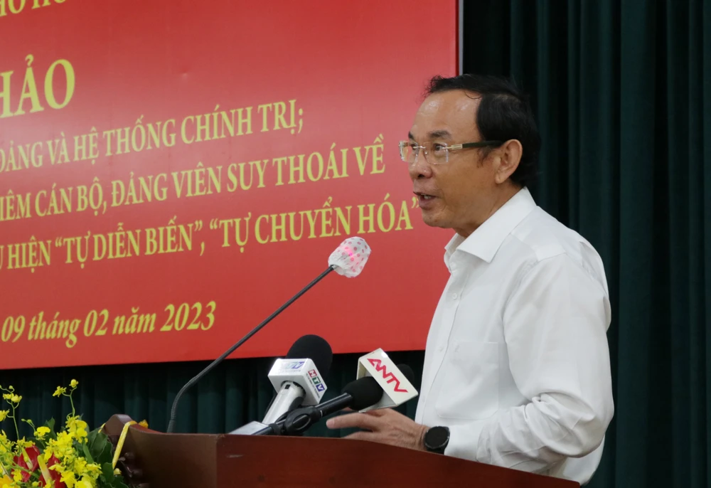 Bí thư Thành ủy TP.HCM Nguyễn Văn Nên phát biểu tại hội thảo. Ảnh: THANH TUYỀN