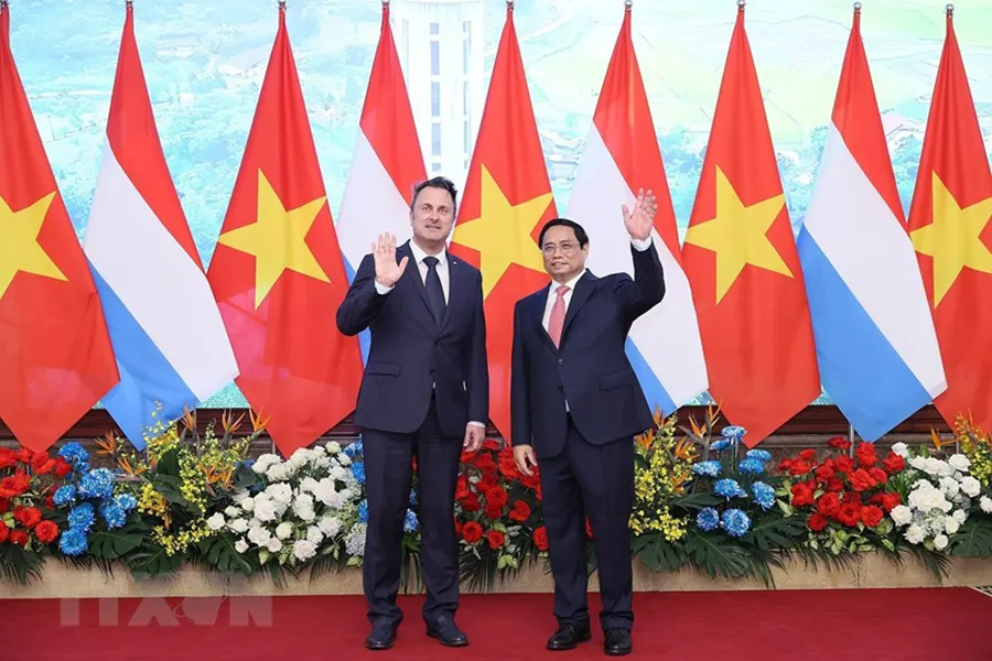 Thủ tướng Phạm Minh Chính và Thủ tướng Đại Công quốc Luxembourg Xavier Bettel chụp ảnh chung. Ảnh: TTXVN Thủ tướng Phạm Minh Chính và Thủ tướng Đại Công quốc Luxembourg Xavier Bettel chụp ảnh chung. Ảnh: TTXVN
