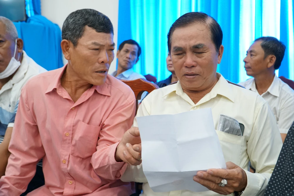 Các ngư dân đang trao đổi trong khuôn khổ buổi tọa đàm.