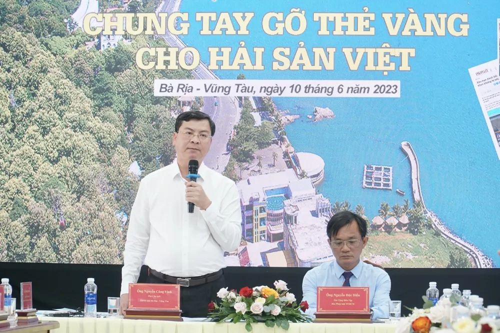 Ông Nguyễn Công Vinh, Phó Chủ tịch UBND tỉnh Bà Rịa-Vũng Tàu, đồng chủ trì toạ đàm.