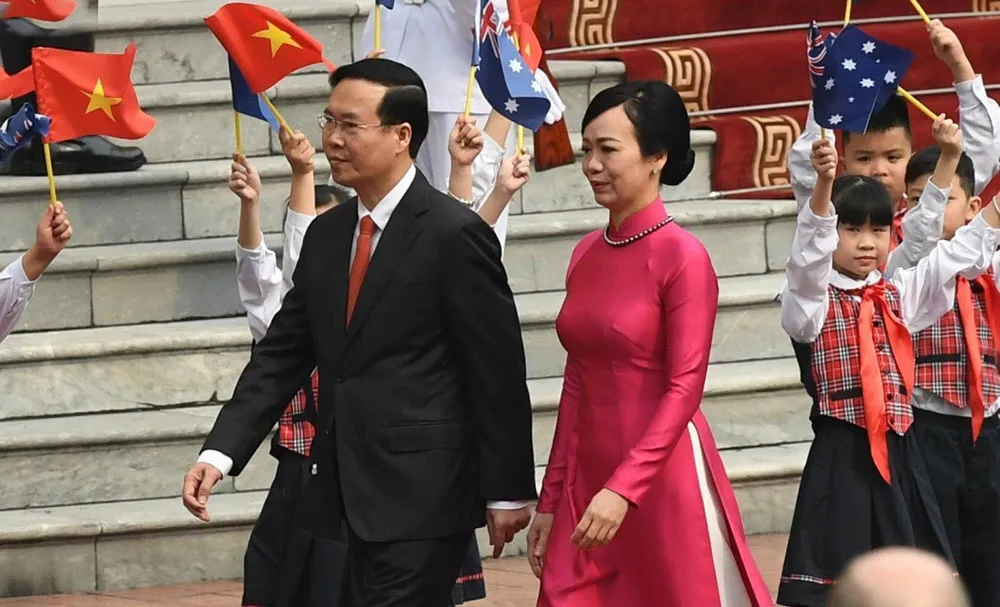 Chủ tịch nước Võ Văn Thưởng cùng Phu nhân chủ trì lễ đón trọng thể Toàn quyền Australia David Hurley và Phu nhân hồi tháng 4 vừa qua. Ảnh: VOV