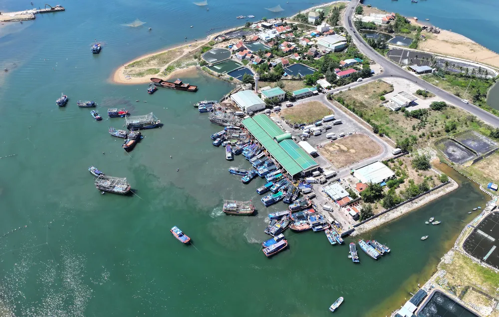 Cảng cá Phú Lạc, thị xã Đông Hòa, tỉnh Phú Yên. Ảnh: QUỐC VŨ Cảng cá Phú Lạc, thị xã Đông Hòa, tỉnh Phú Yên. Ảnh: QUỐC VŨ