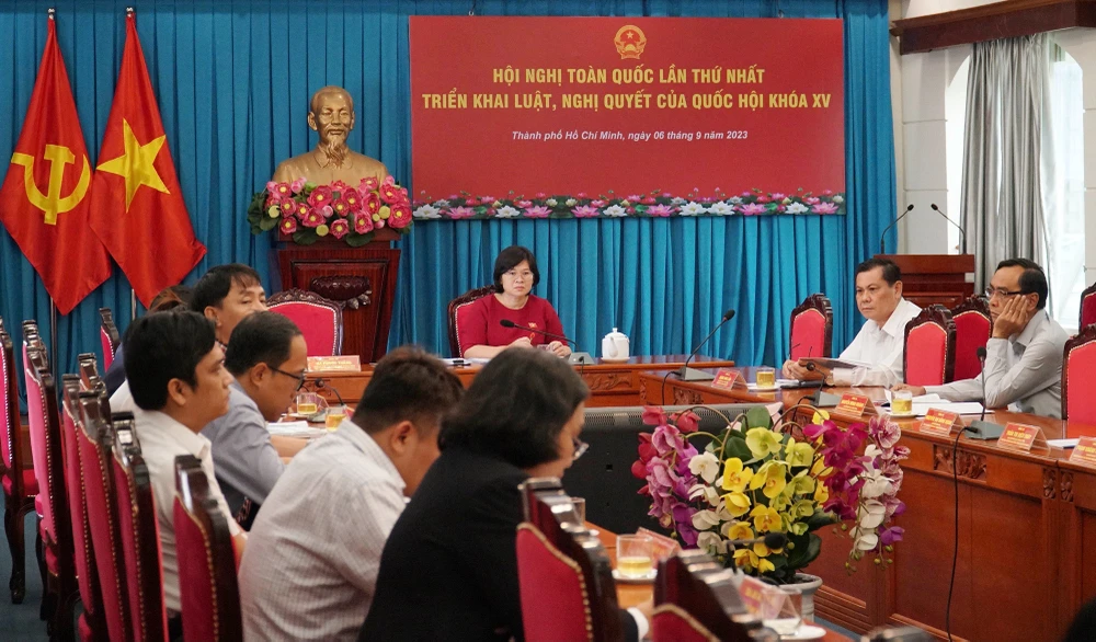 Các đại biểu tham dự tại đầu cầu TP.HCM. Ảnh: BẢO PHƯƠNG