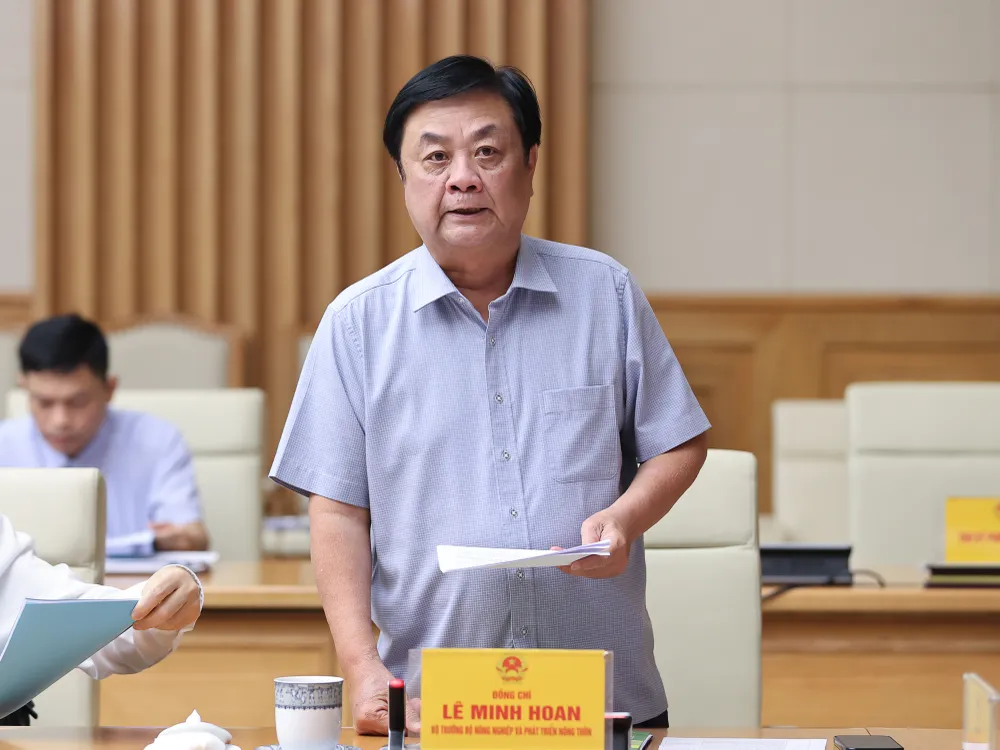 Bộ trưởng Bộ NN&PTNT Lê Minh Hoan phát biểu tại hội nghị. Ảnh: VGP bo-truong-le-minh-hoan-chong-khai-thac-IUU-1.jpeg