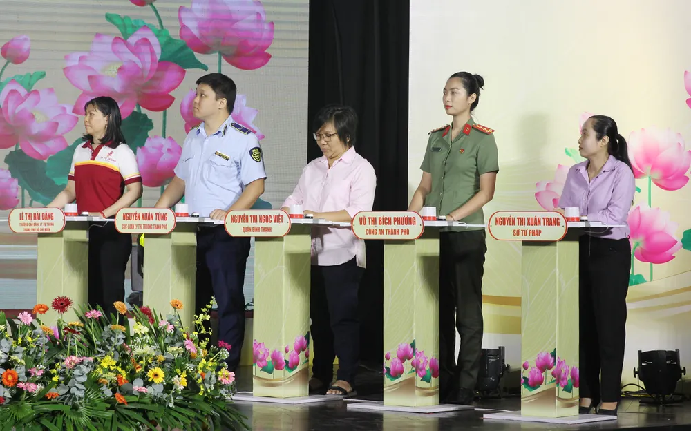 hoi-thi-luat-thi-dua-khen-thuong-tp.hcm (3).JPG