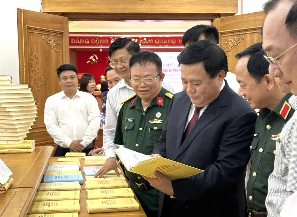 Ra mắt sách quý của Tổng Bí thư Nguyễn Phú Trọng