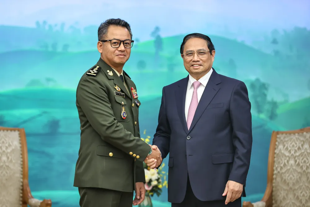 Thủ tướng Phạm Minh Chính tiếp Đại tướng Tea Seiha, Phó Thủ tướng, Bộ trưởng Bộ Quốc phòng Campuchia. Ảnh: VGP thu-tuong-tiep-bo-truong-quoc-phong-campuchia.jpeg