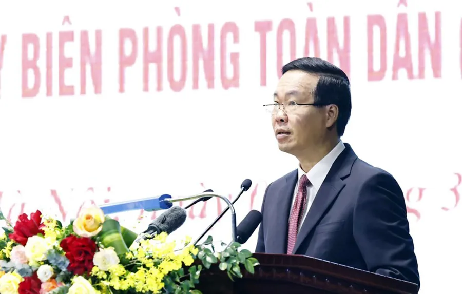 Chủ tịch nước Võ Văn Thưởng phát biểu tại buổi lễ. Ảnh: TTXVN) Chủ tịch nước: Xây dựng Bộ đội Biên phòng theo hướng tinh, gọn, mạnh